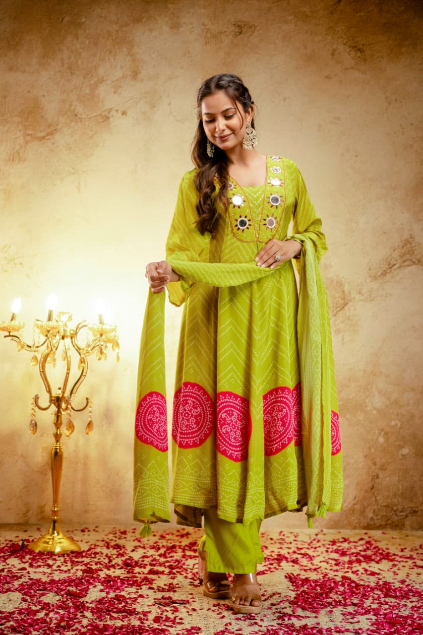 Elegant Maslin Chinon Bandhej Printed Kurta Set with Dupatta – Festive & Party Wear Collection 🌸