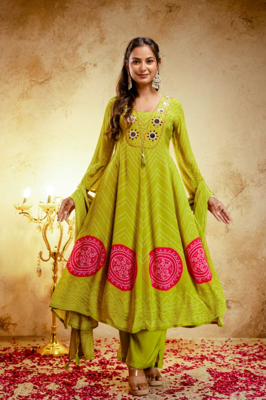 Elegant Maslin Chinon Bandhej Printed Kurta Set with Dupatta – Festive & Party Wear Collection 🌸